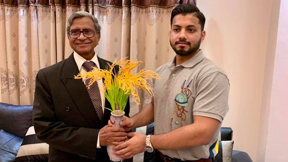 https://en.ishraque.com/wp-content/uploads/2019/05/Engineer-Ishraque-Hossain-9.jpg